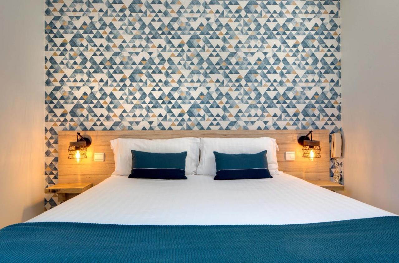 Pey La Tour - Logis Hotels & Restaurant Salleboeuf Dış mekan fotoğraf