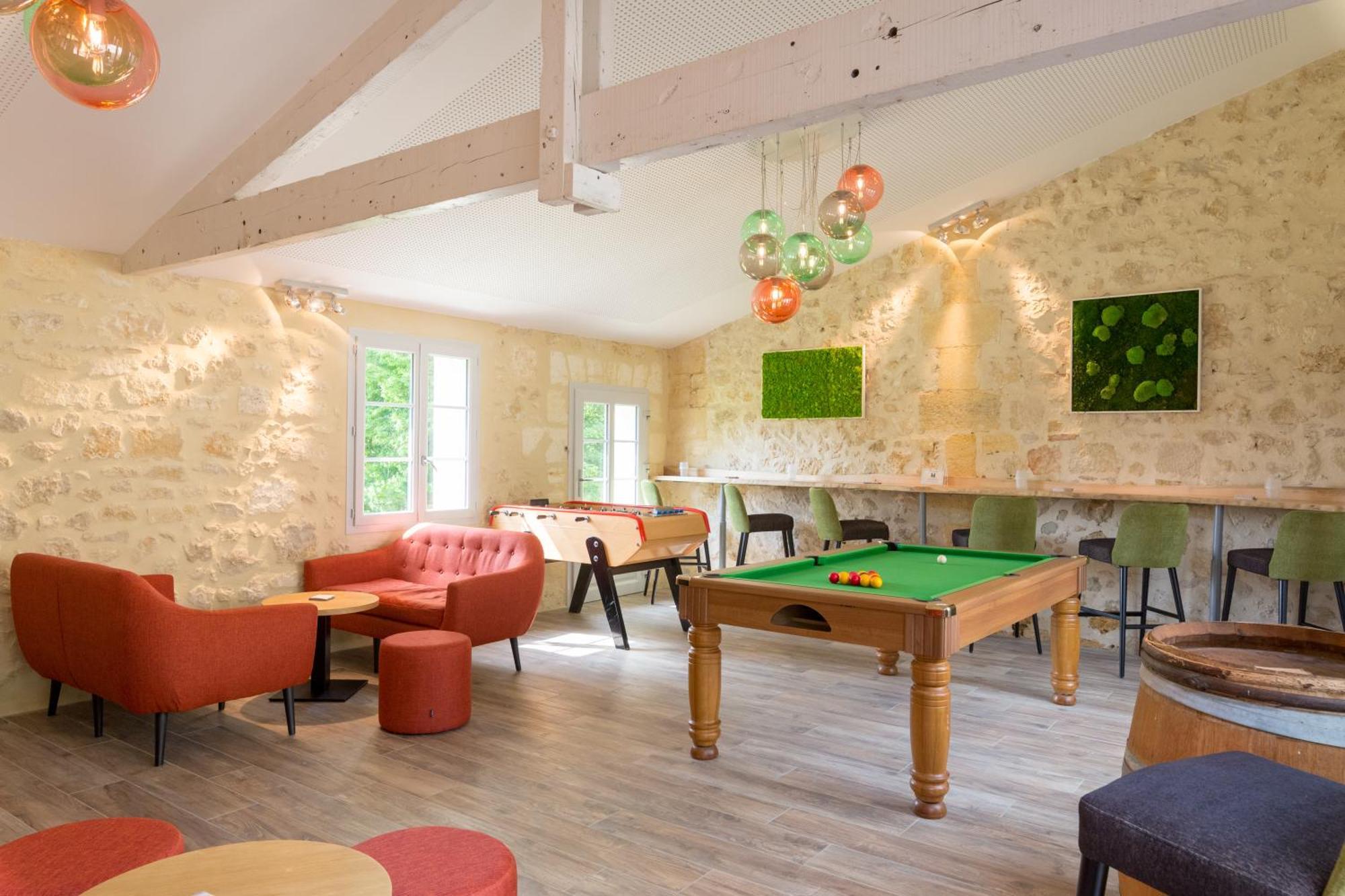 Pey La Tour - Logis Hotels & Restaurant Salleboeuf Dış mekan fotoğraf